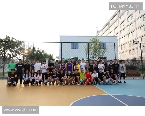 深圳篮球队的节奏解析:从战术到执行的深度剖析与启示 深圳篮球队的节奏解析:从战术到执行的深度剖析与启示