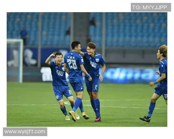 南京羽毛球队以90分领跑邀请赛积分榜展现强劲实力 南京羽毛球队以90分领跑邀请赛积分榜展现强劲实力